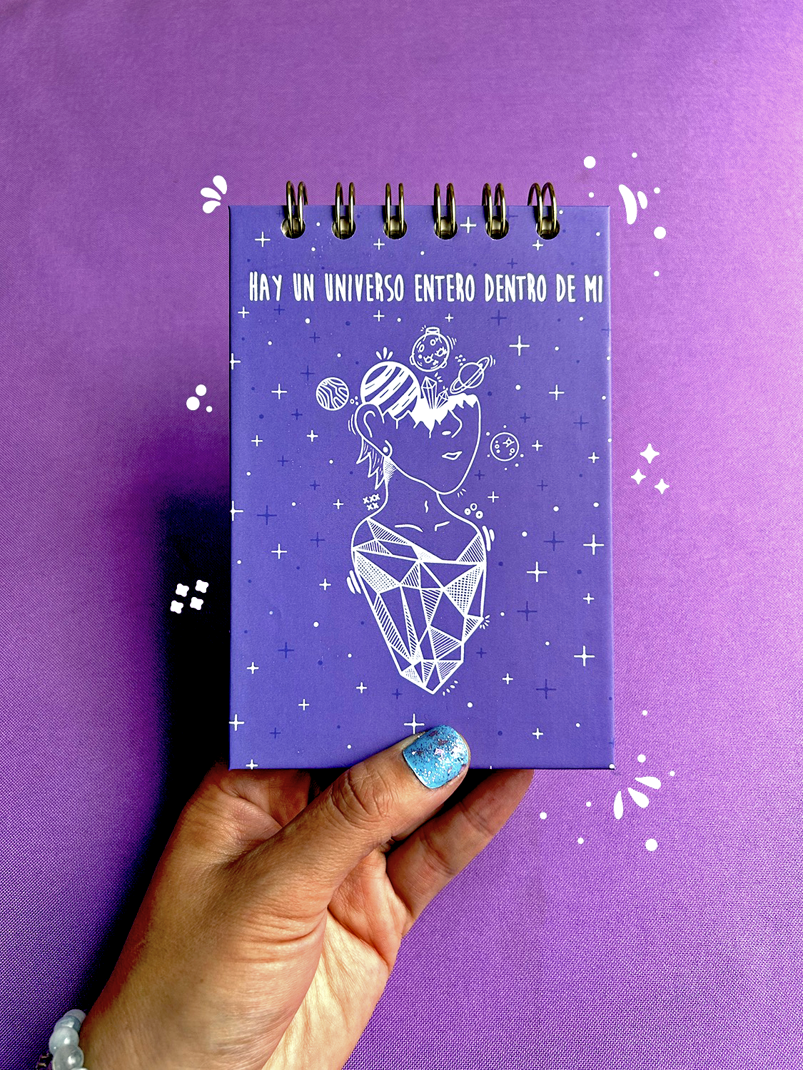 Libretita “HAY UN UNIVERSO ENTERO DENTRO DE MÍ”