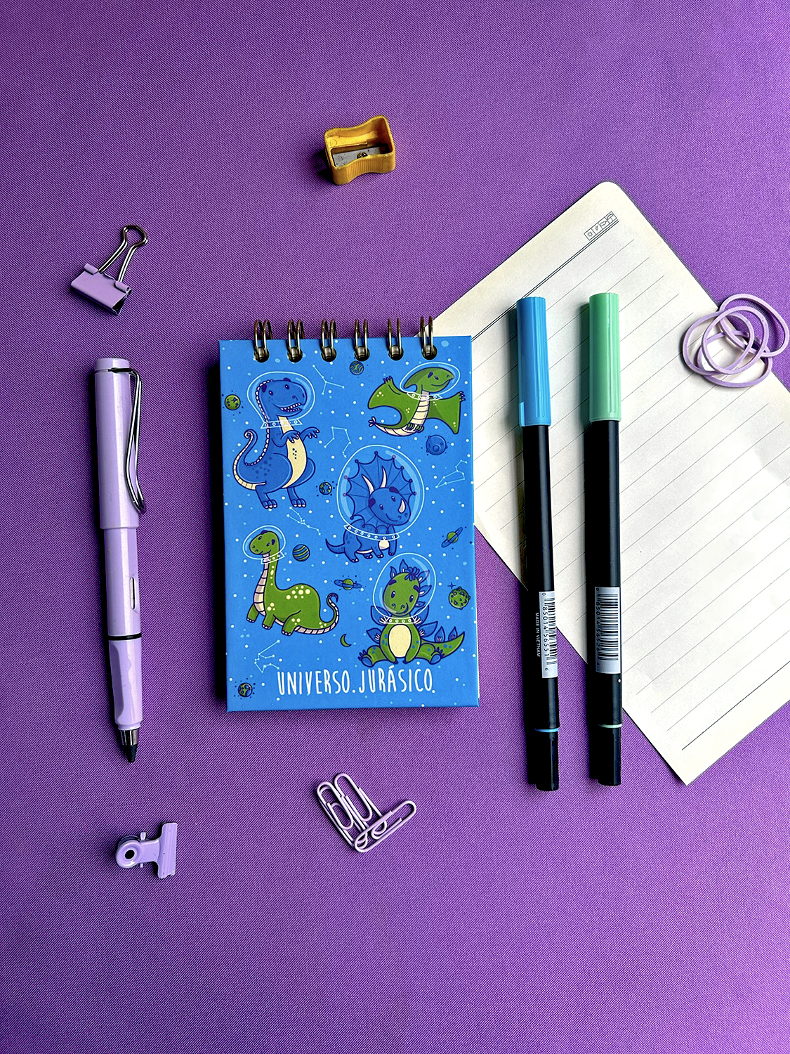 Libretita “DINOS ESPACIALES”