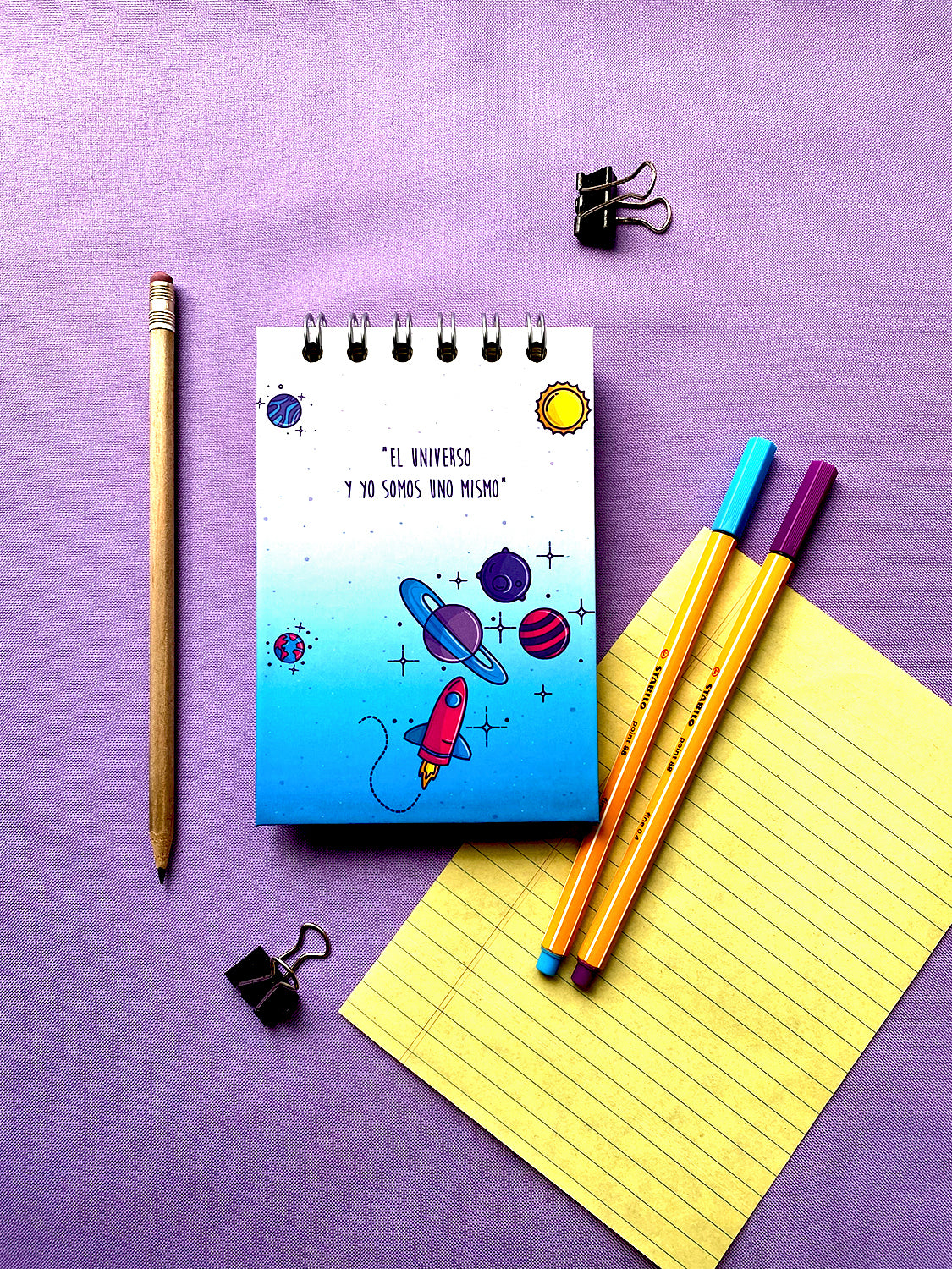 Libretita “UNIVERSO”